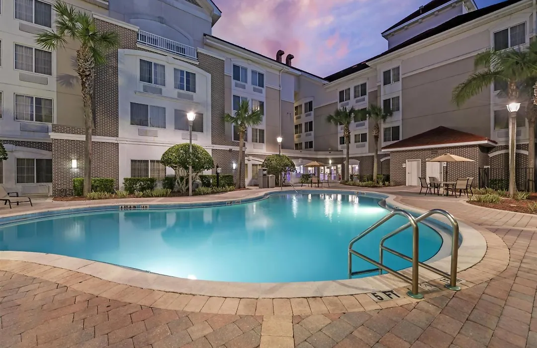 Best Western Plus Orlando Lake Buena Vista South Inn & Suites-1