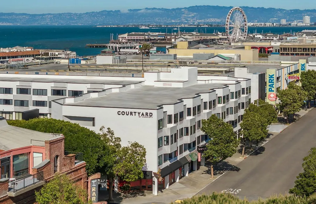 Courtyard By Marriott Fishermans Wharf-1