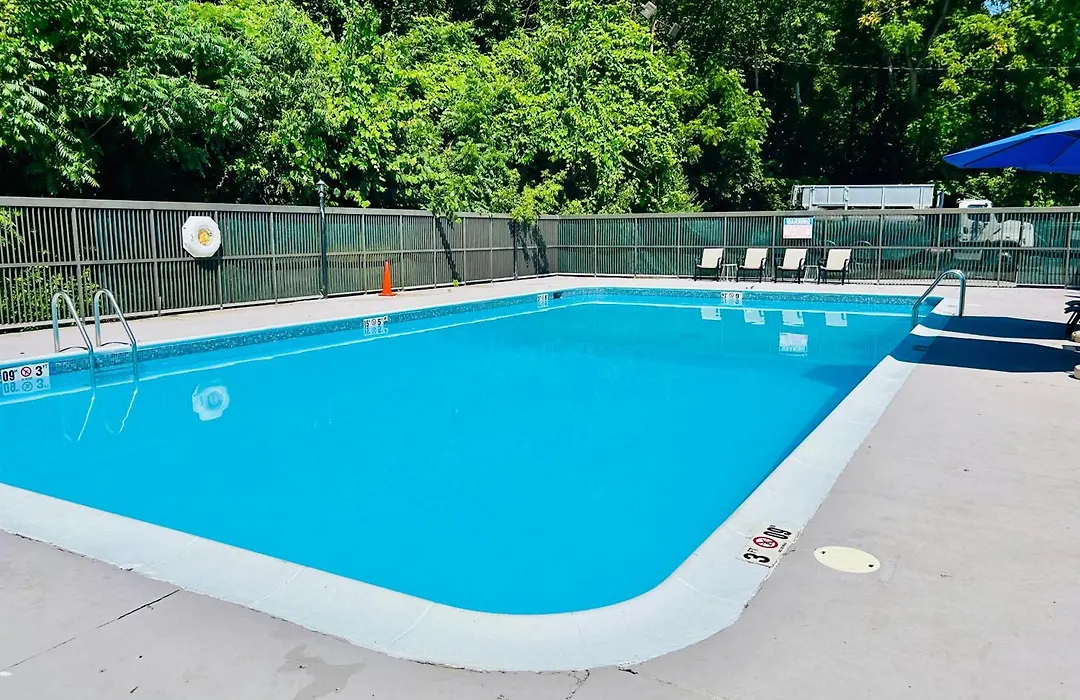 Comfort Inn & Suites Danbury-Bethel-1