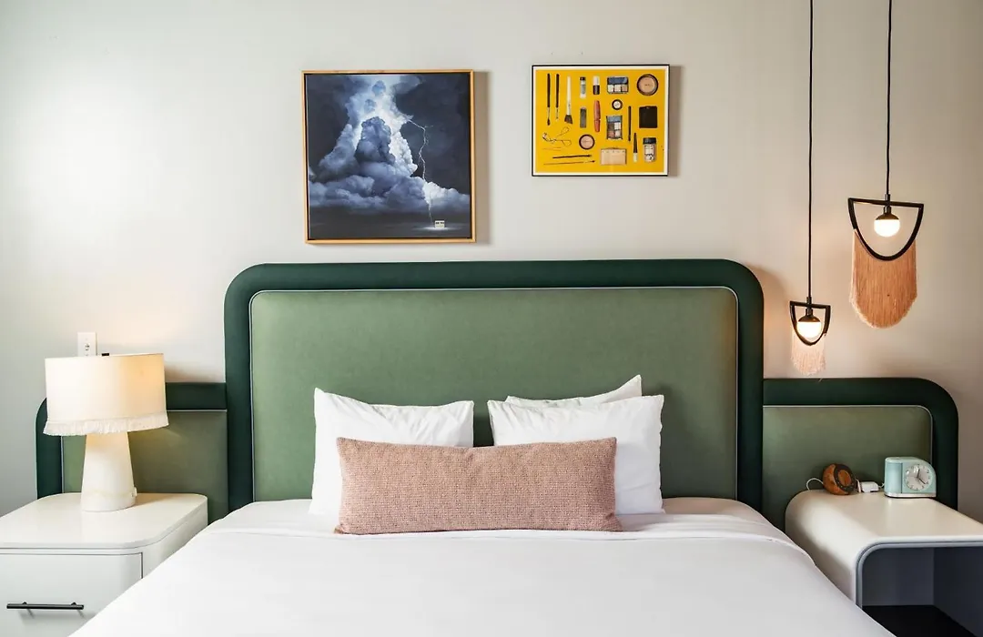 Canvas Hotel Dallas-1