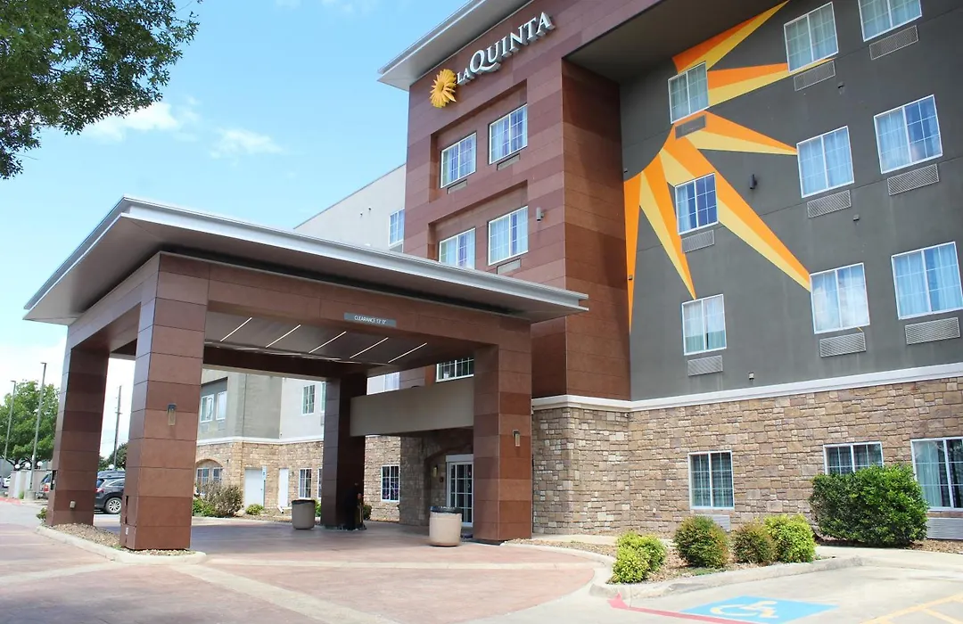 La Quinta Inn And Suites By Wyndham - Schertz-1