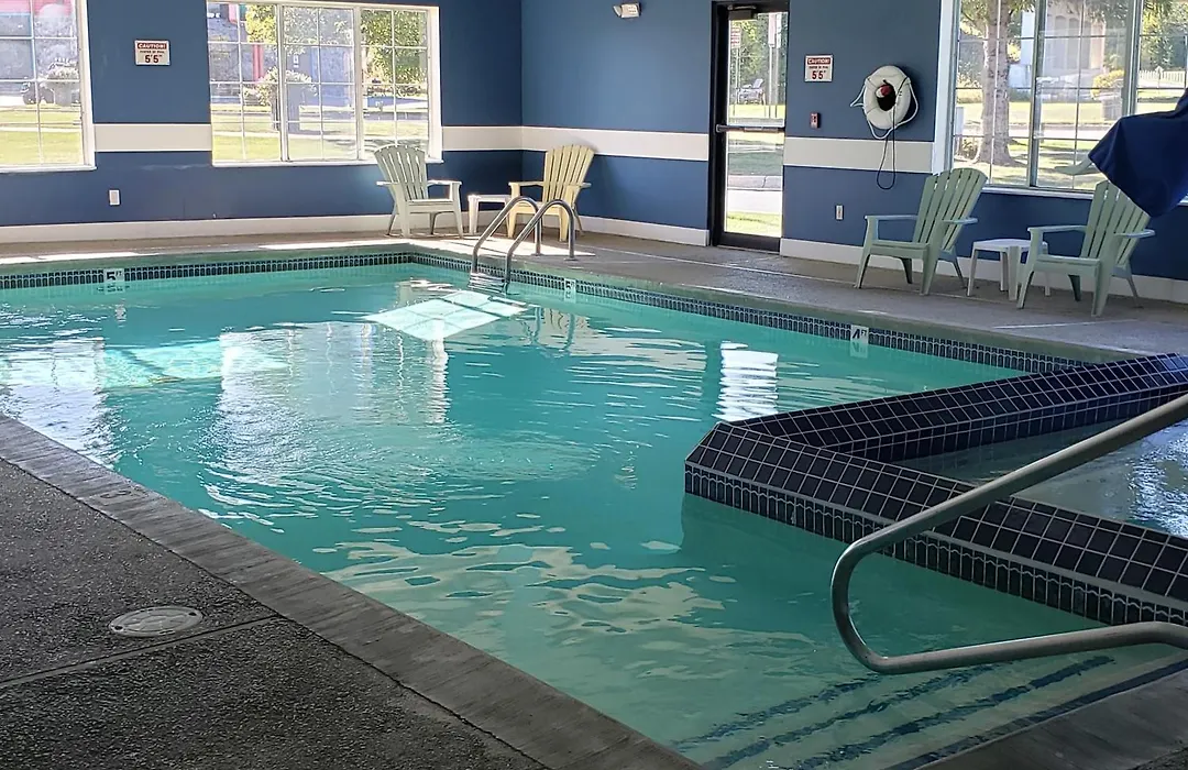 Baymont By Wyndham Mackinaw City-1