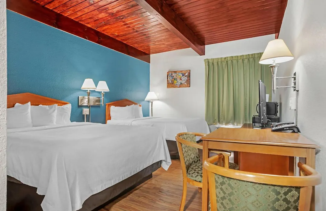 Econo Lodge Tallahassee Downtown - University-1