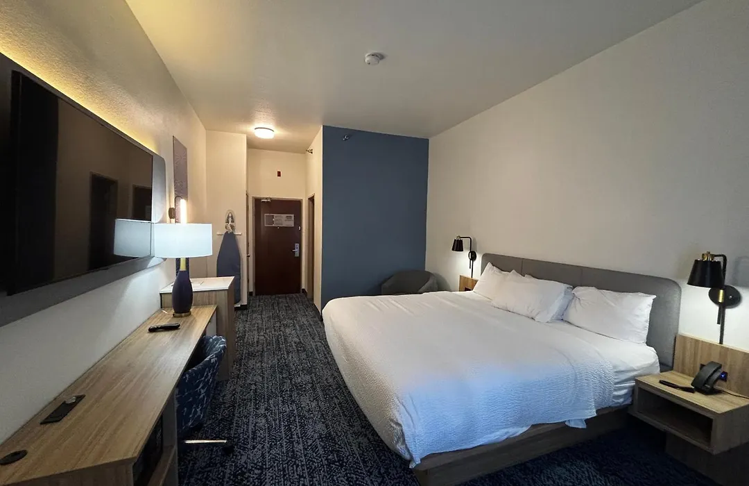 Rodeway Inn-1