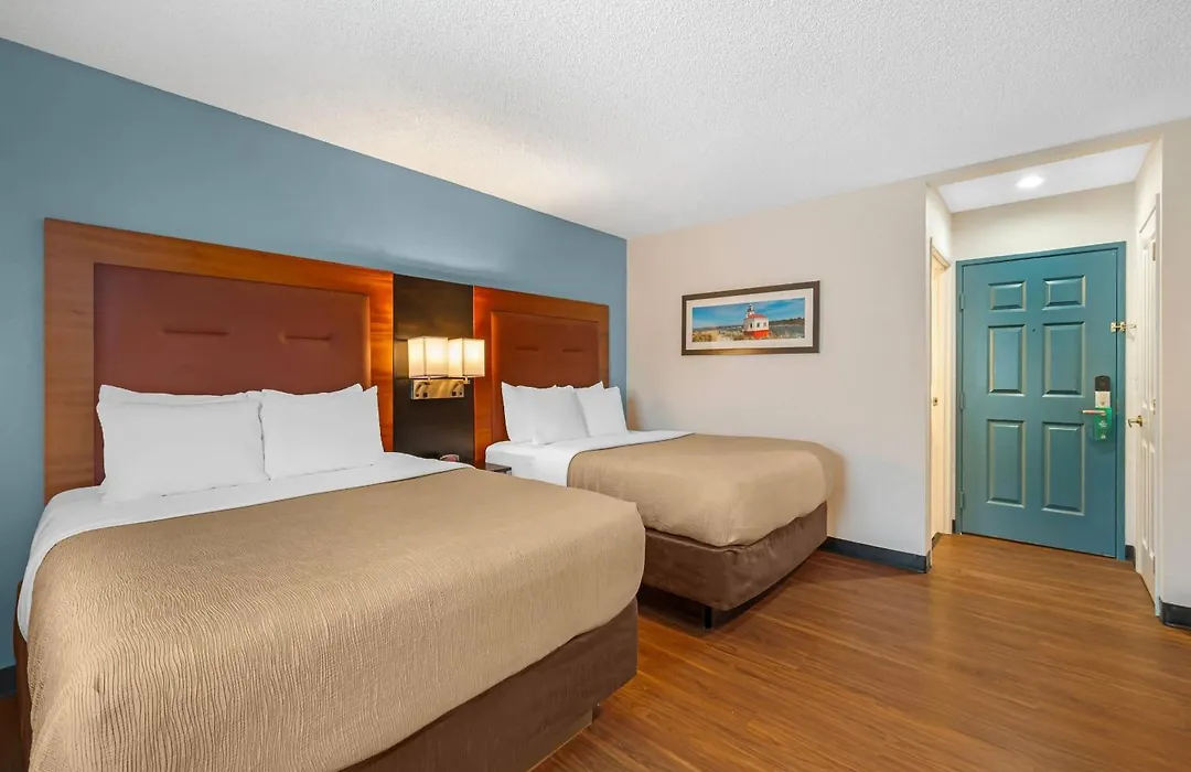 Quality Inn & Suites At Coos Bay-1