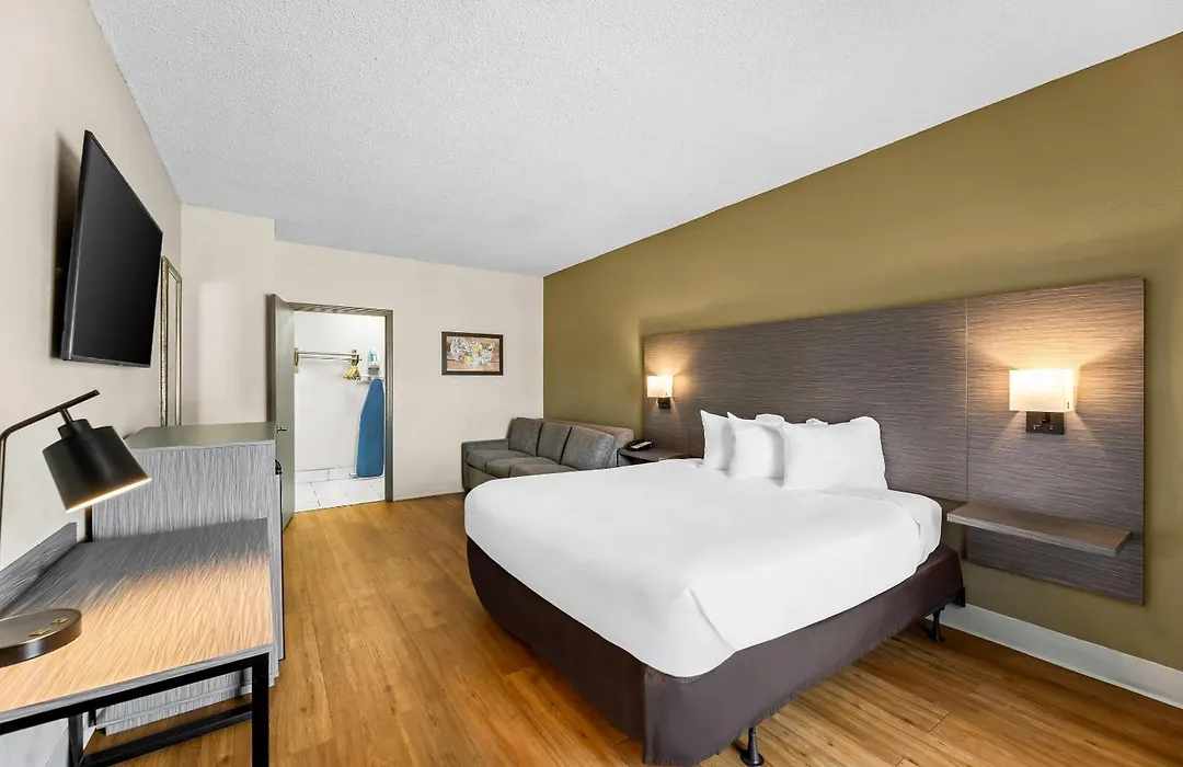 Econo Lodge Greenville-1