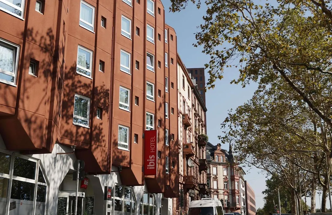 Ibis Frankfurt Centrum-1