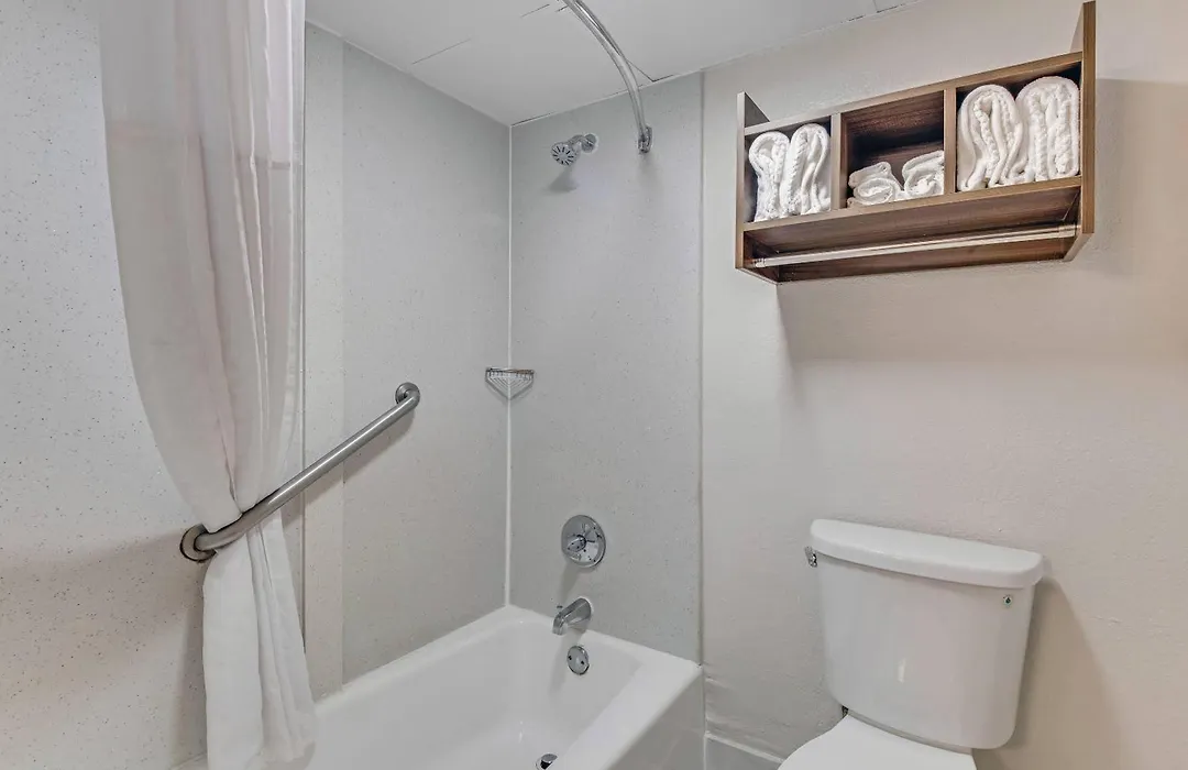 Quality Inn-1