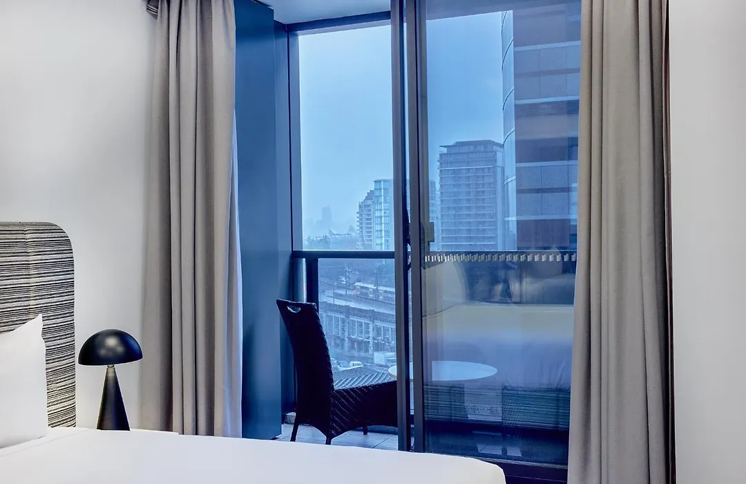 Meriton Suites North Sydney-1