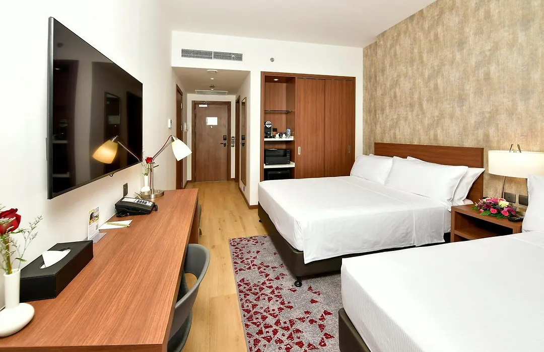 Comfort Hotel Jeddah King Road-1