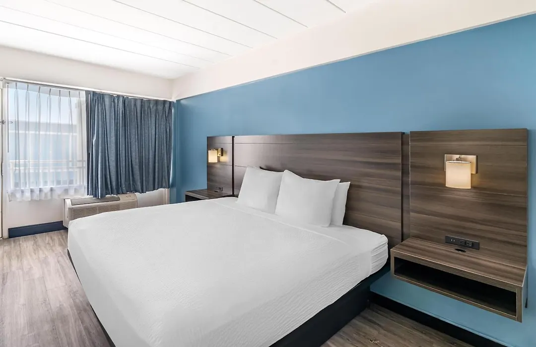 Surestay Hotel By Best Western Virginia Beach Royal Clipper-1