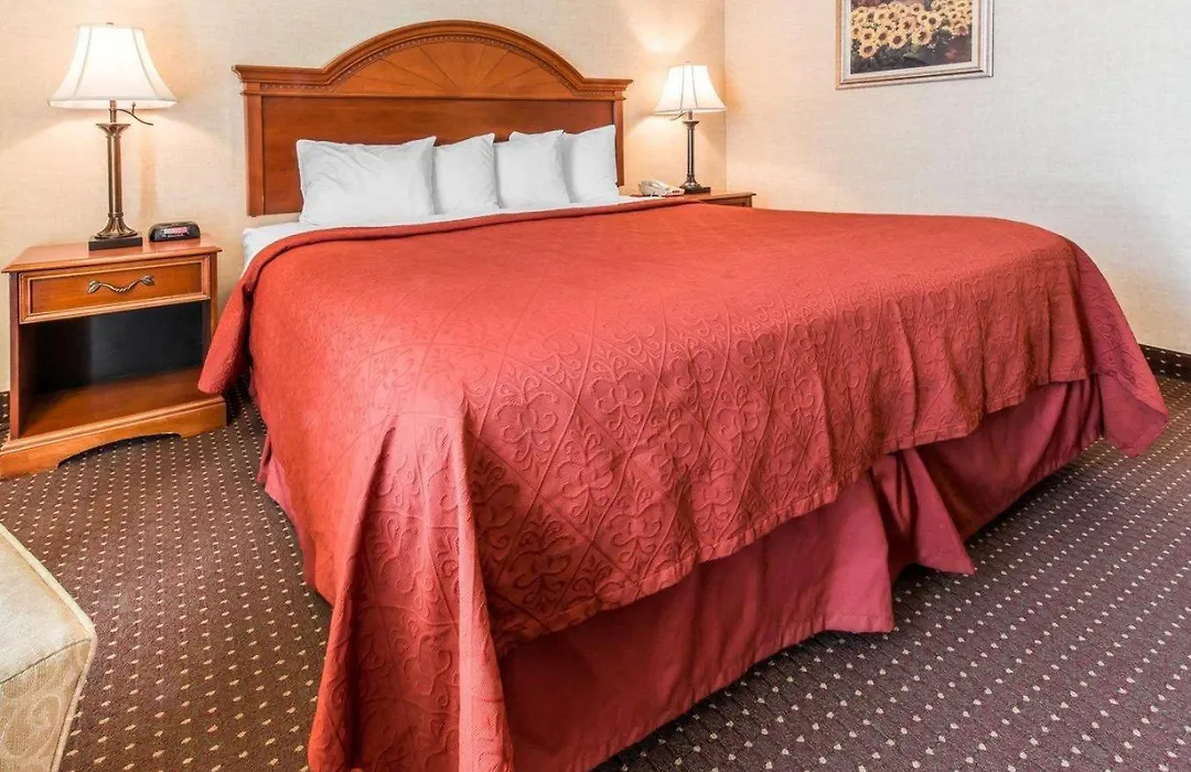 Quality Inn & Suites Erie Near Casino-1