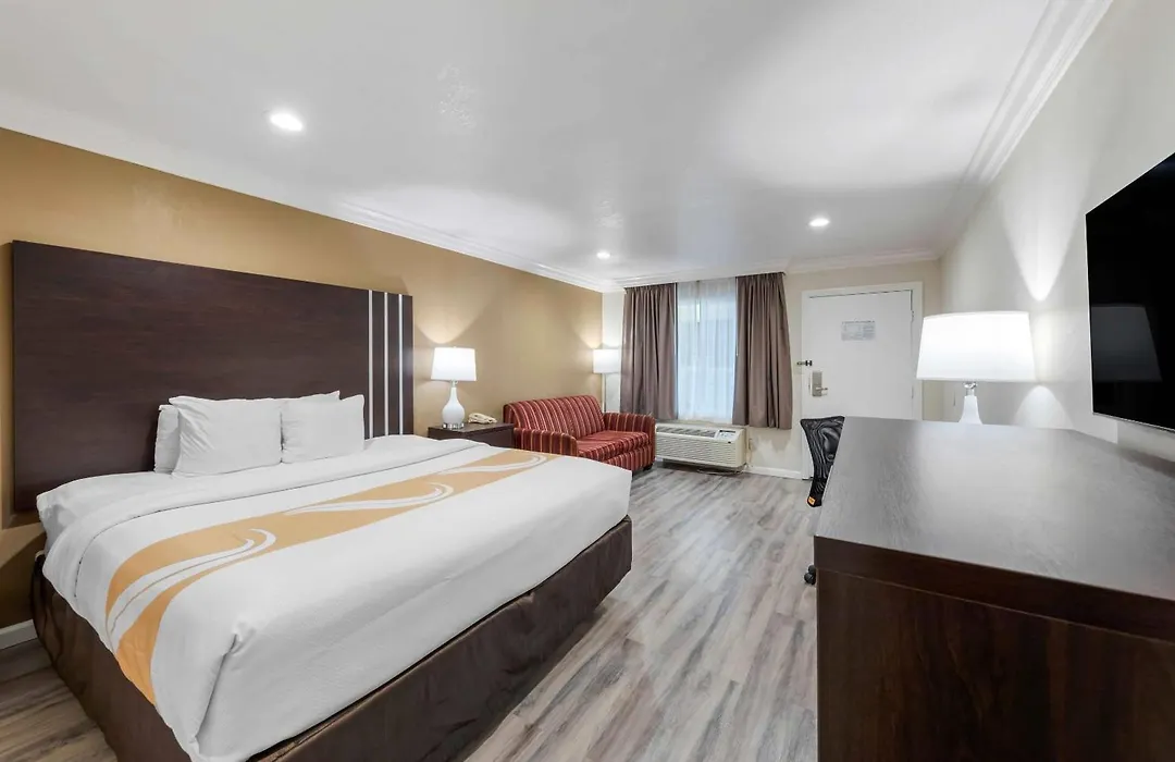 Quality Inn Long Beach - Signal Hill-1