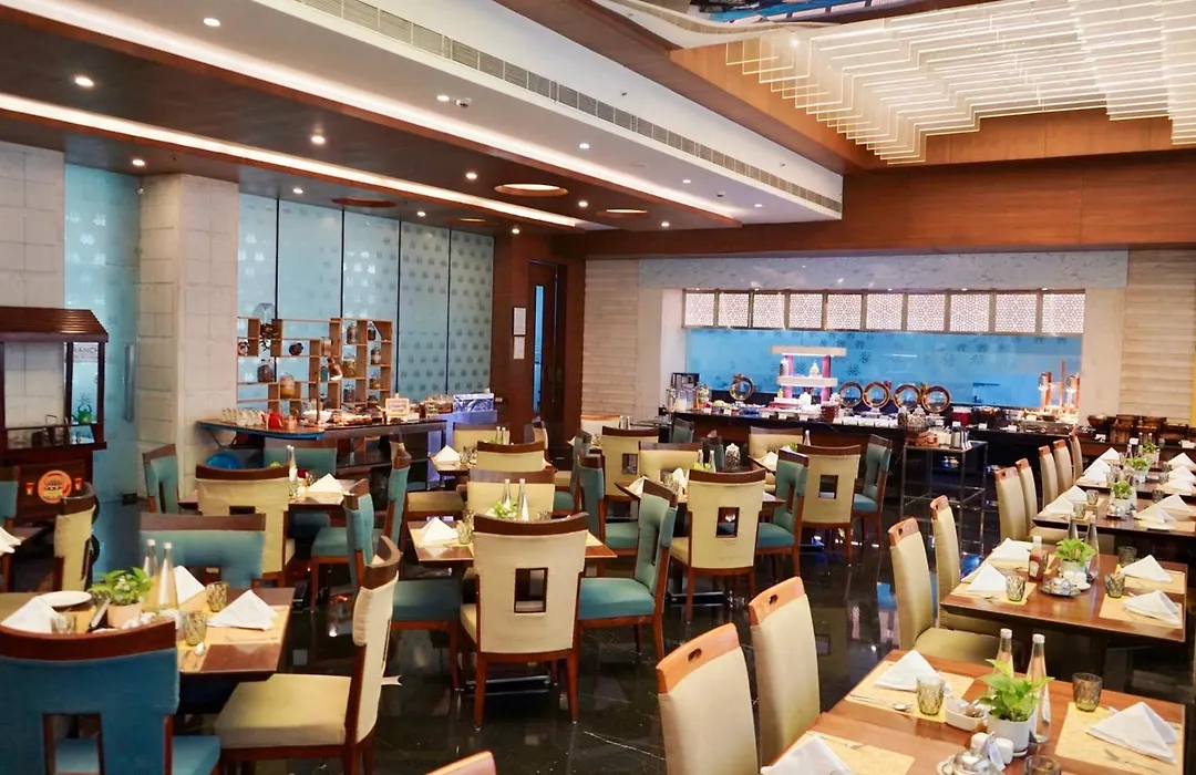 Golden Tulip Lucknow-1