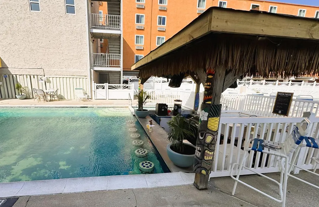 Oceanic Hotel-1