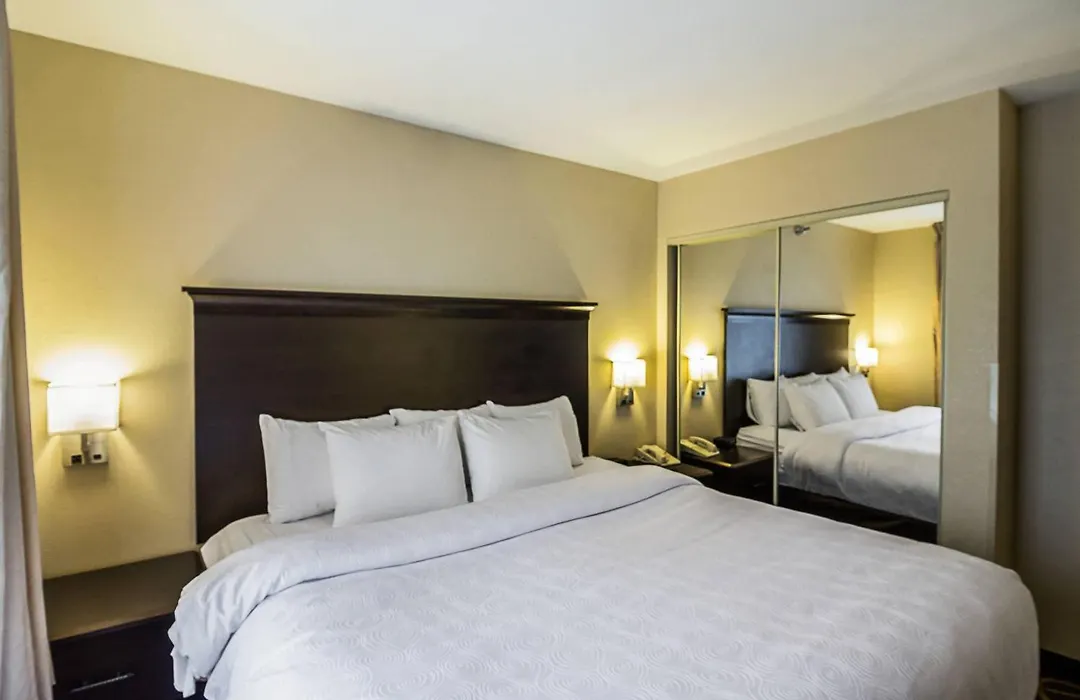 Mainstay Suites Fargo - I-94 Medical Center-1