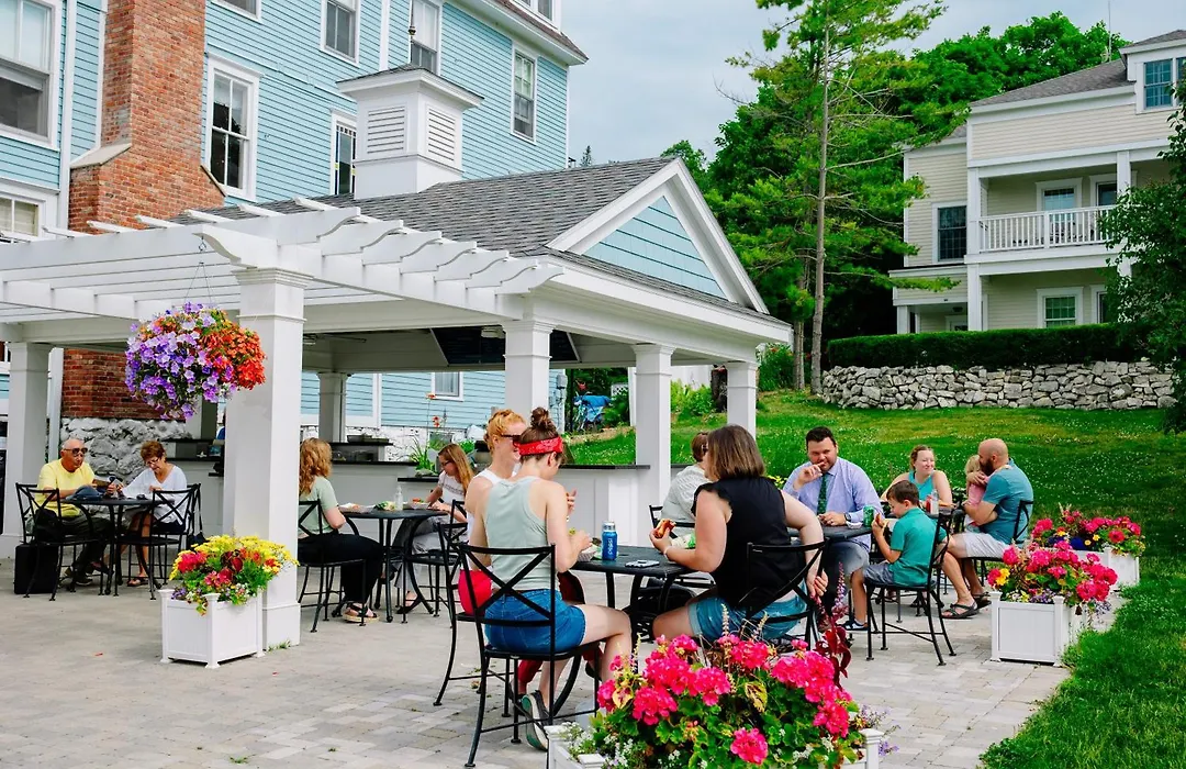 Harbour View Inn-1