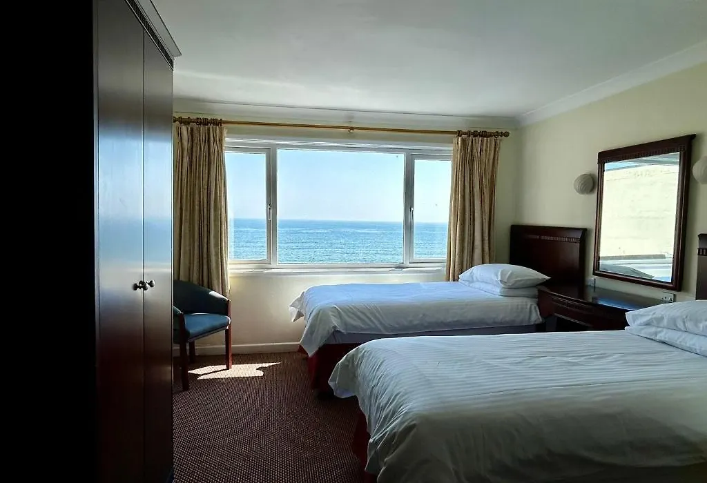 Regent Court - Seafront, Sandown, Isle Of Wight - Ferry Ticket From 89 Pounds For A Car & Passengers Return-1