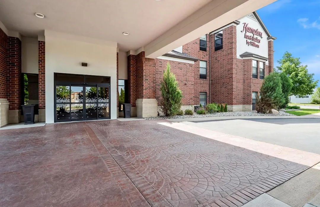 Hampton Inn & Suites East Lansing-1