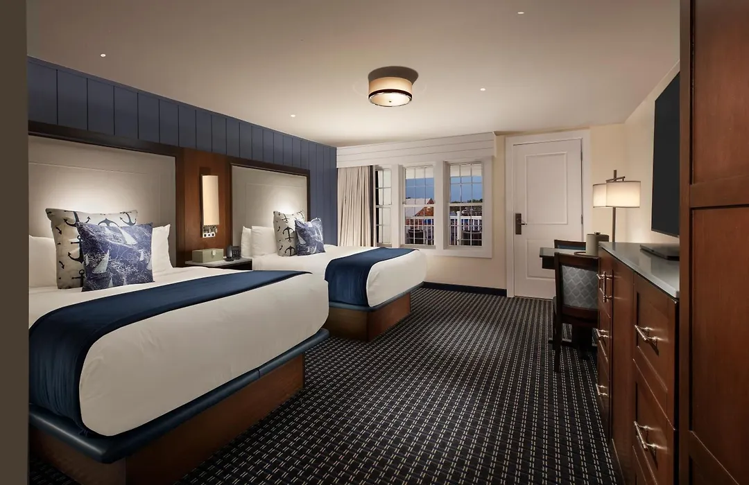 Hyannis Harbor Hotel (Adults Only)-1