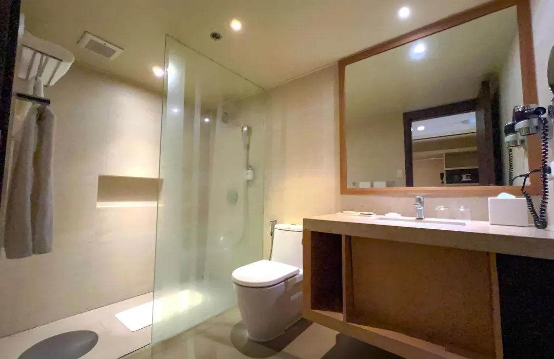 Taal Vista Hotel-1
