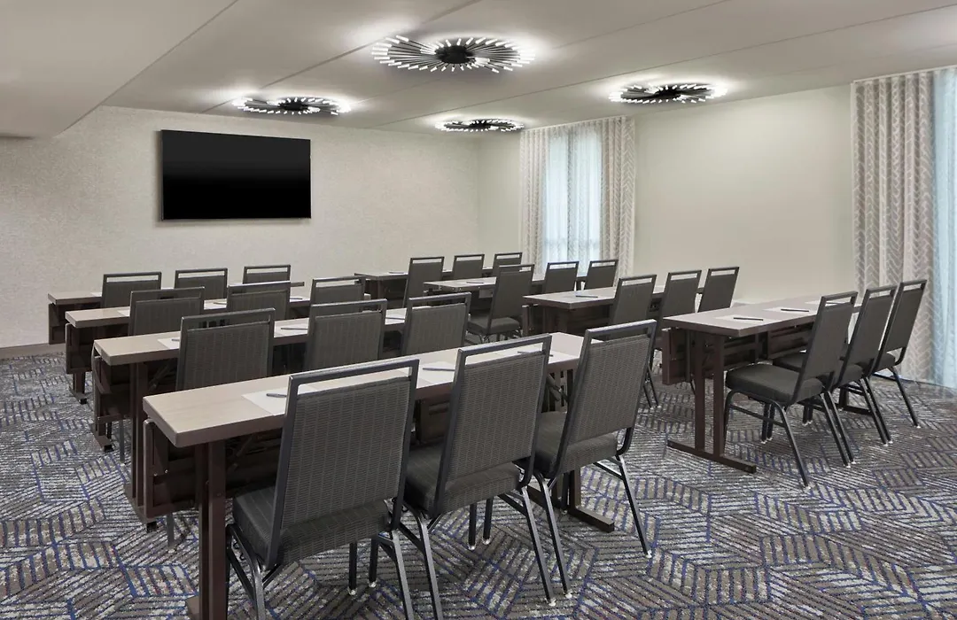 Courtyard By Marriott Atlanta Windy Hill/Ballpark-1