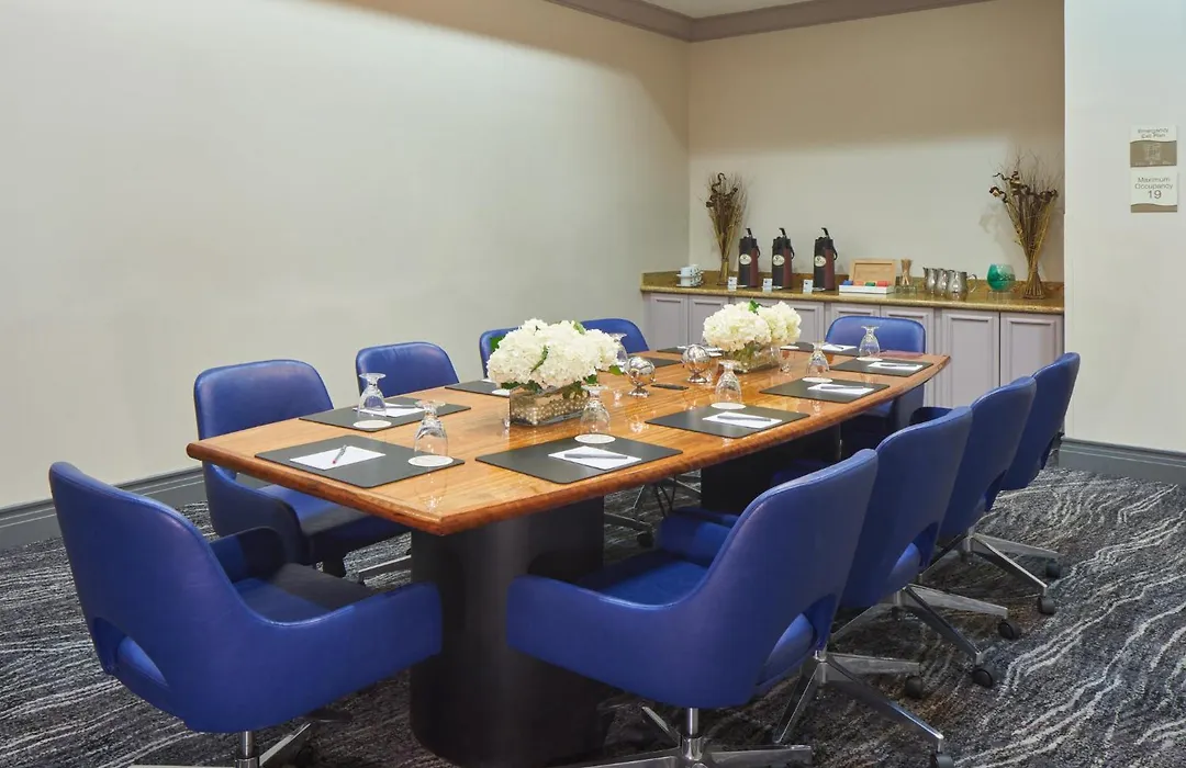 Crowne Plaza Melbourne-Oceanfront By Ihg-1