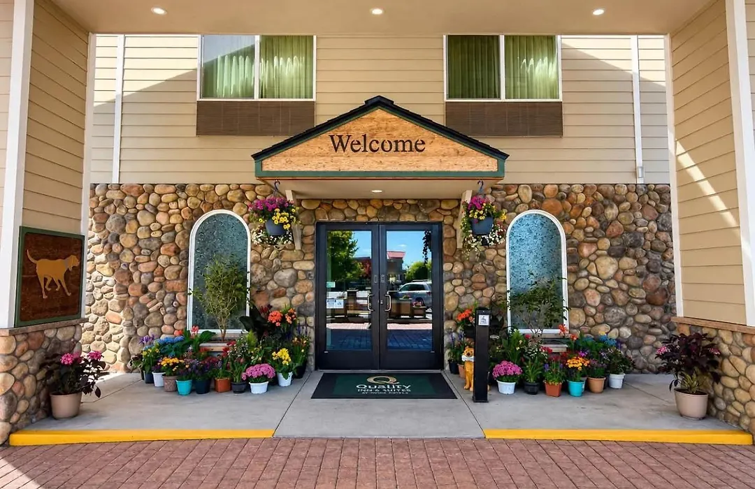 Quality Inn & Suites Sequim At Olympic National Park-1