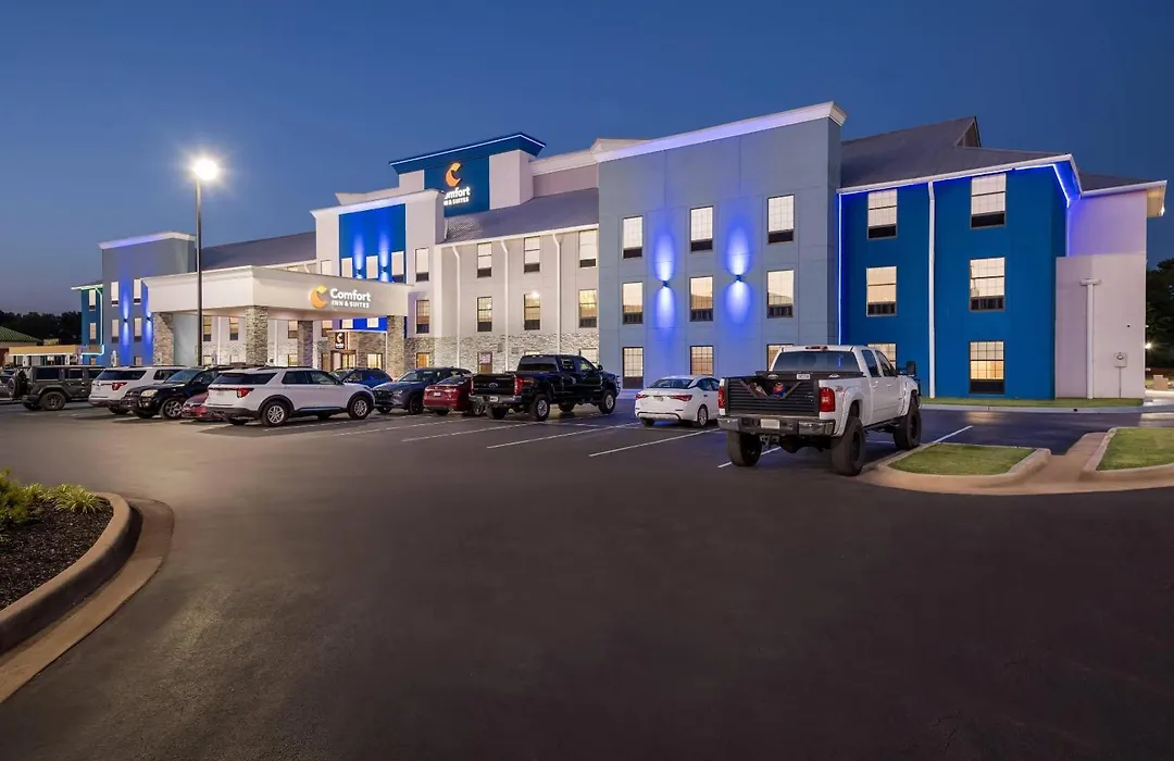 Comfort Inn & Suites River City Decatur-1