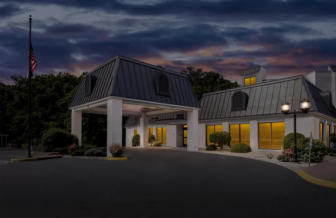 Spark By Hilton Staunton-1
