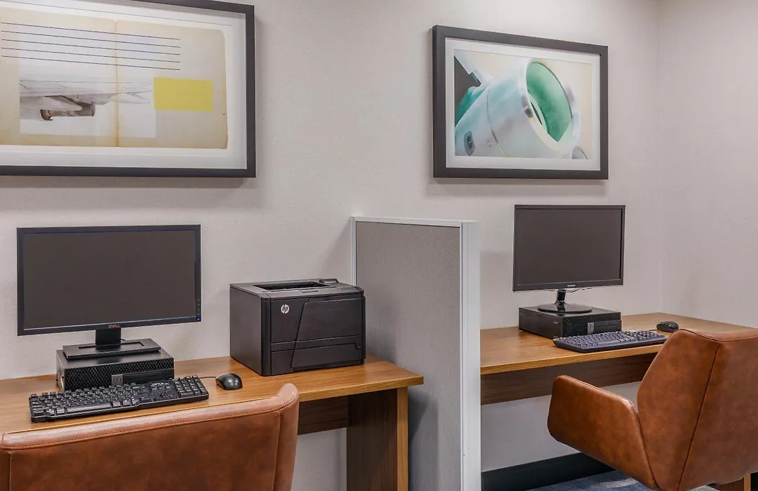 Four Points By Sheraton Norwood Conference Center-1
