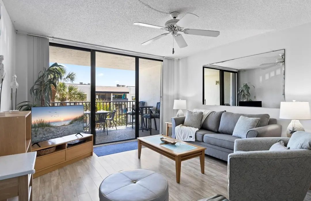 Cape Winds - Oceanfront Pool, Tennis & Sauna Condos Near Port Canaveral-1