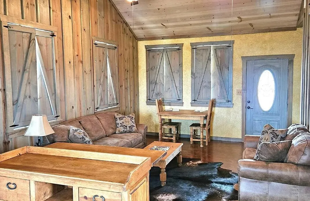 Breezy Hills Cottages - Hill Top Cottage-1