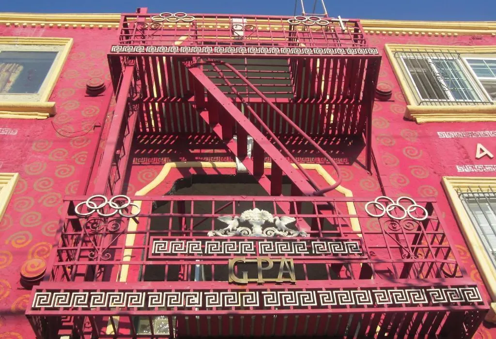 Hollywood Dream Suites-1