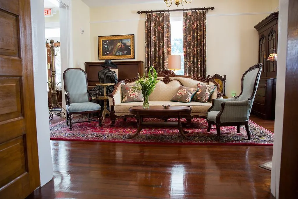 The Guest House At Gulfport Landing-1