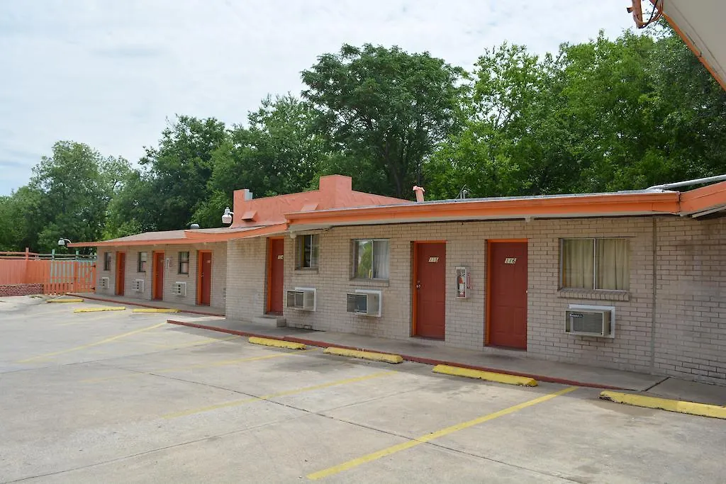 Everkleen Motel Downtown-1