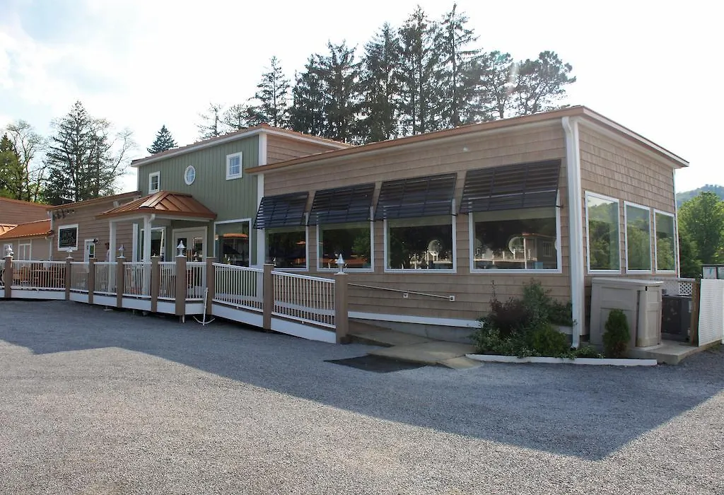Lake Front Hotel-1