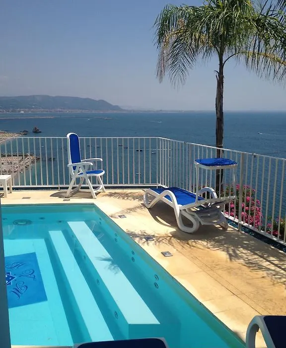 Hotel Voce Del Mare-1