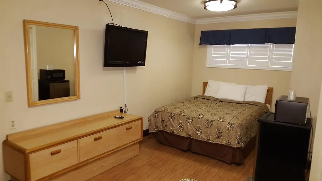 Reedley Inn-1