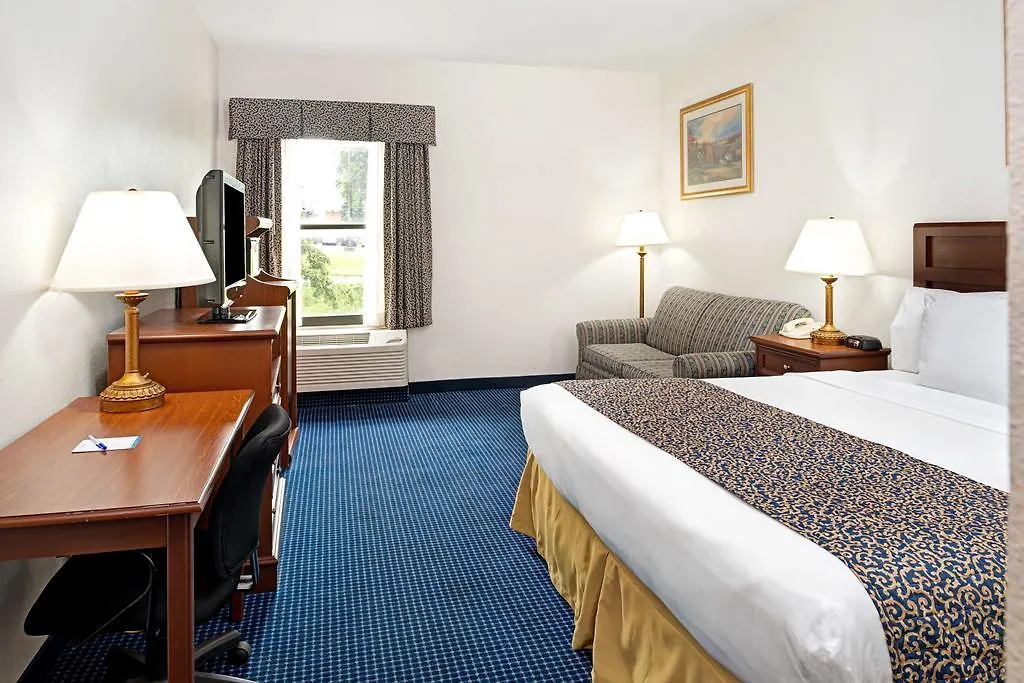 Baymont Inn & Suites Omaha-1