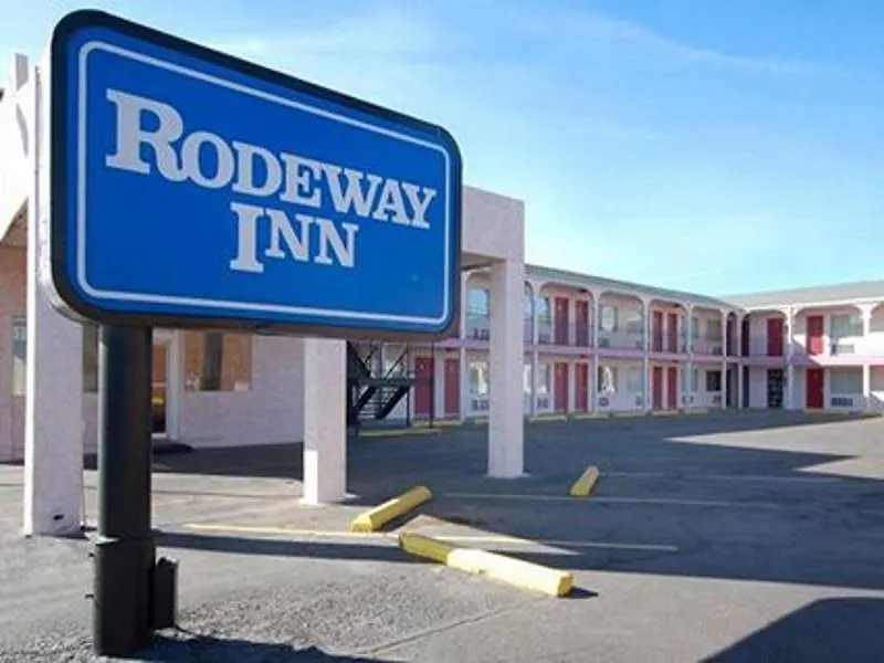 Raider Inn-1