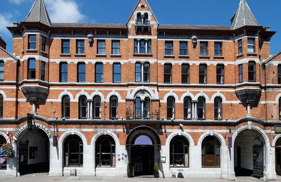 Hotel Isaacs Cork City-1