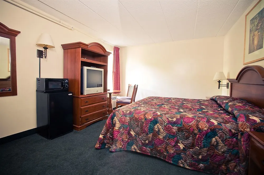 Inns Of Virginia Falls Church-1