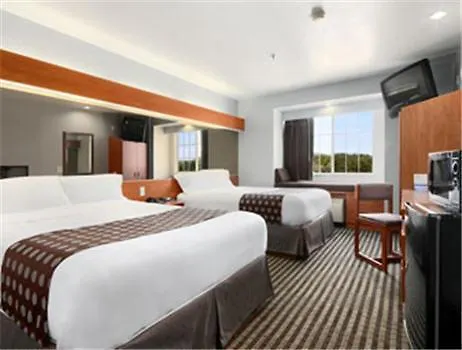 Microtel Inn & Suites By Wyndham Garland/Dallas-1