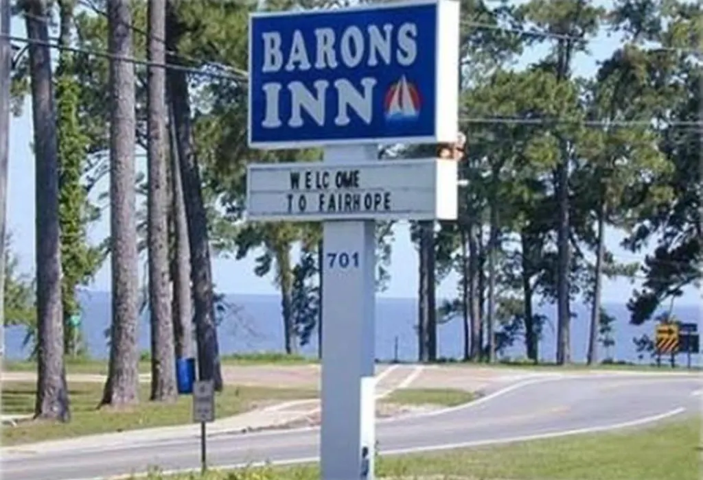 Magnolia Beach Inn - Fairhope-1