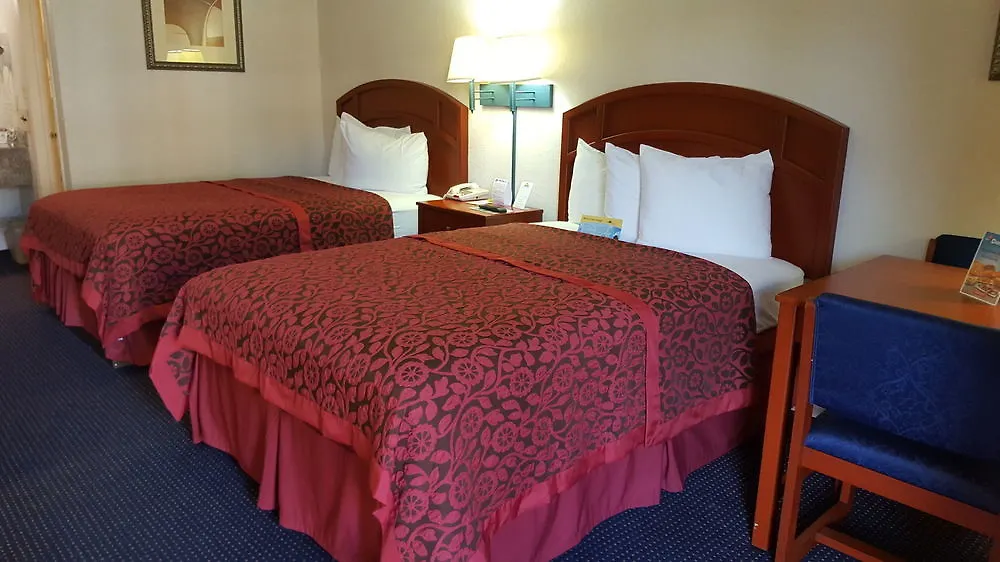 Days Inn By Wyndham Tallahassee-Government Center-1