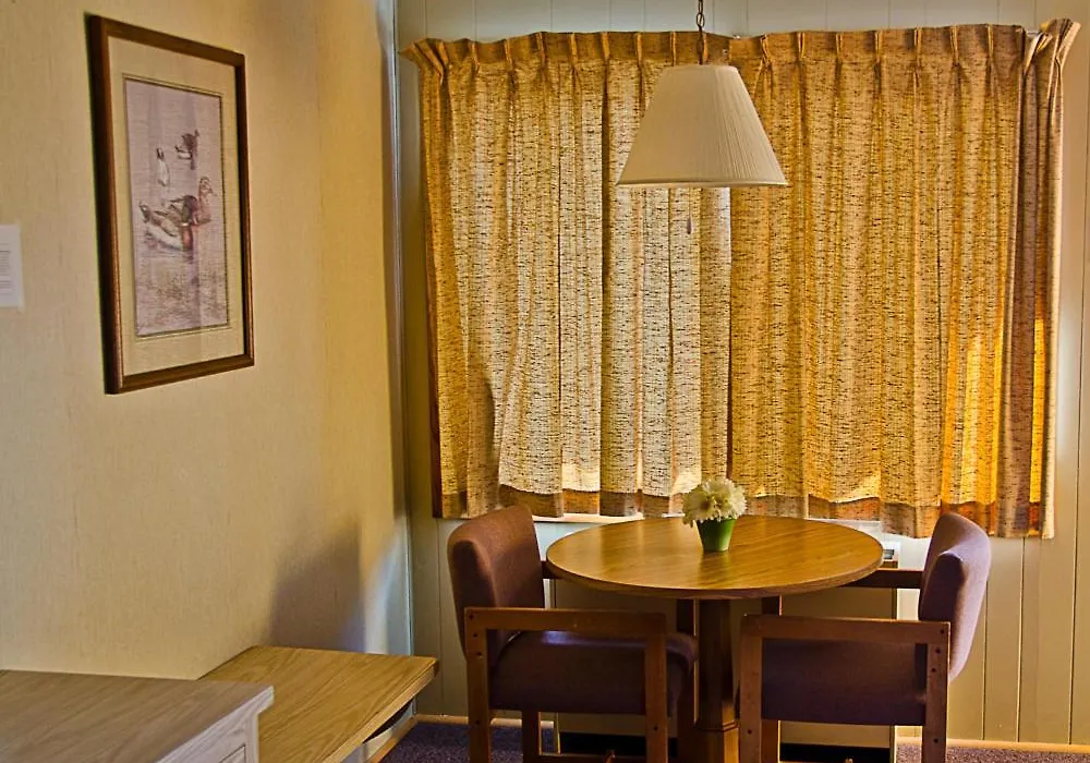 Inn Town Motel-1