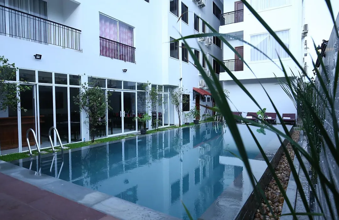 Holy Angkor Deluxe Hotel-1