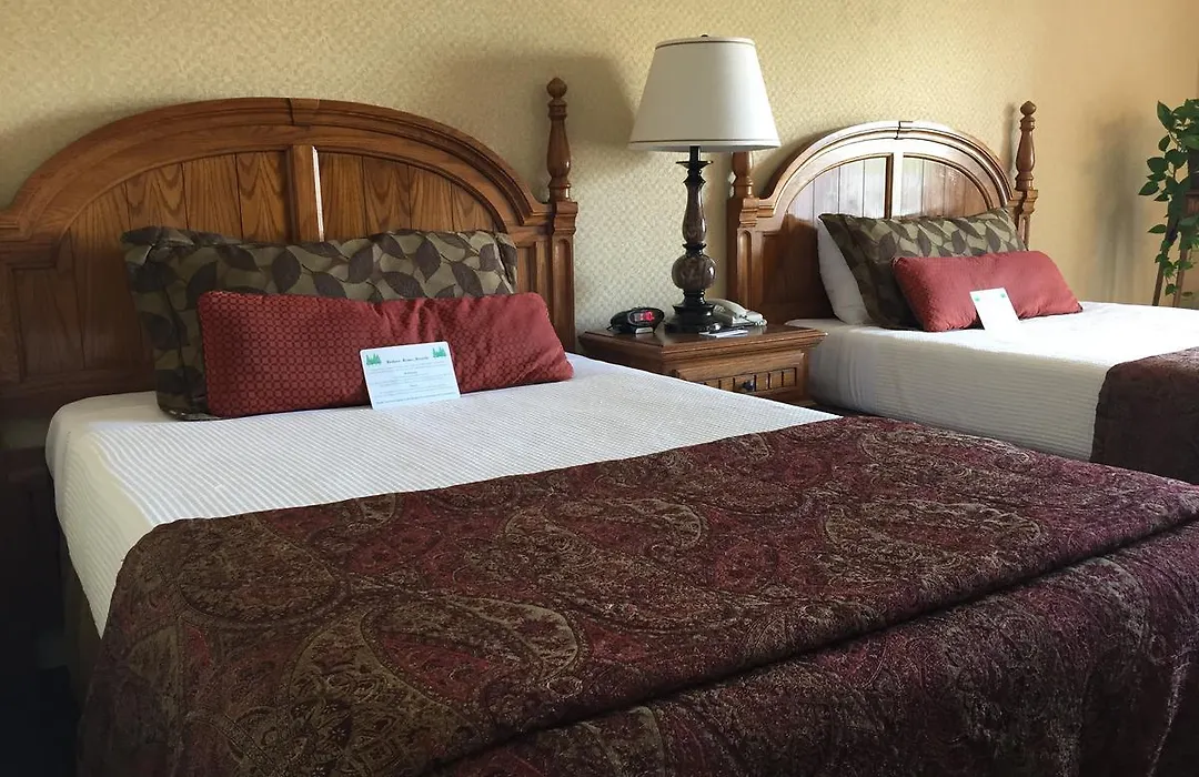Lombard Inn-1