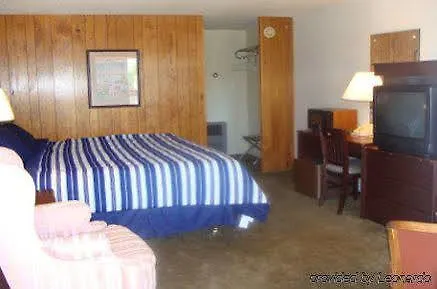 Knights Inn International Falls-1